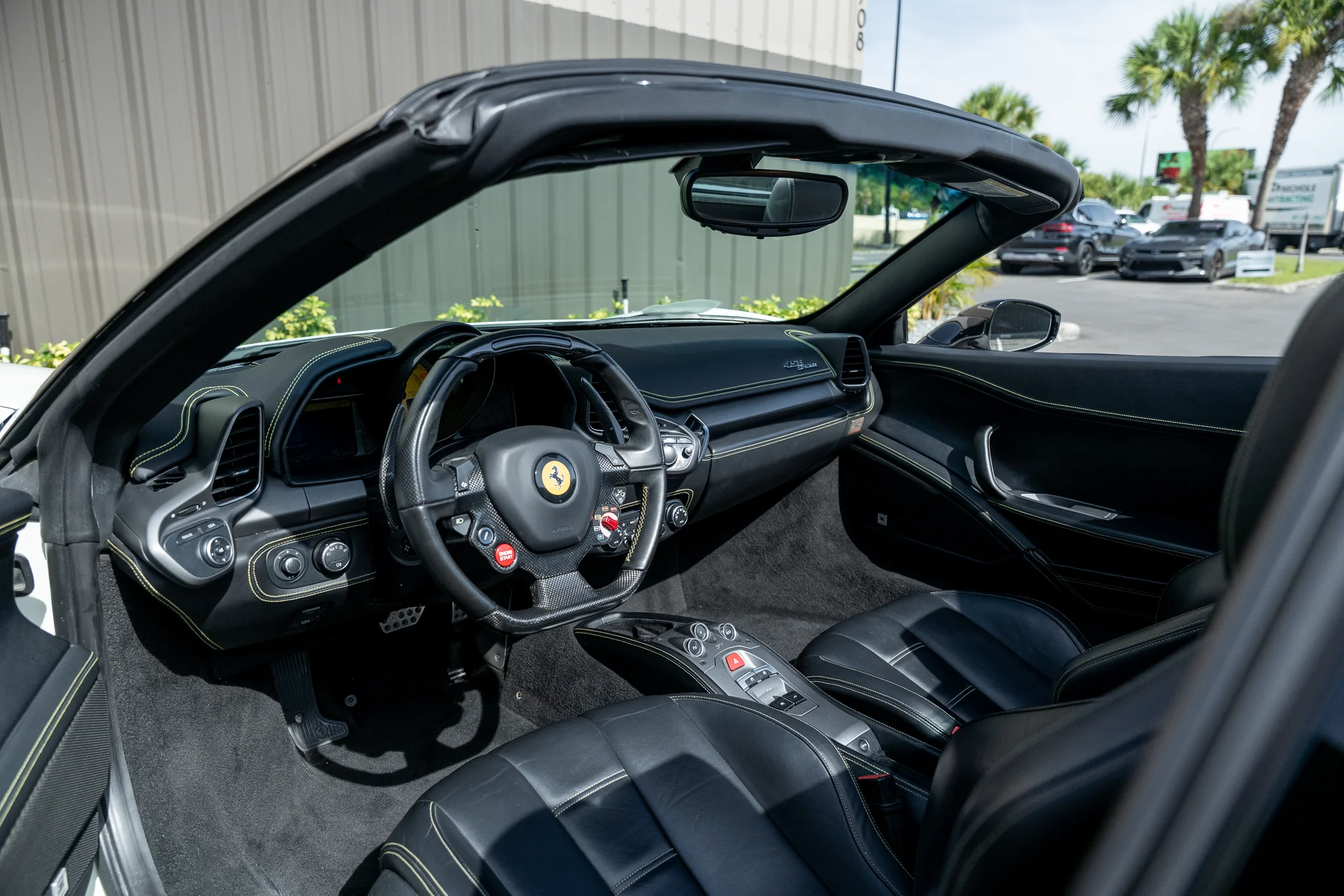 2013 Ferrari 458 Spider photo 3