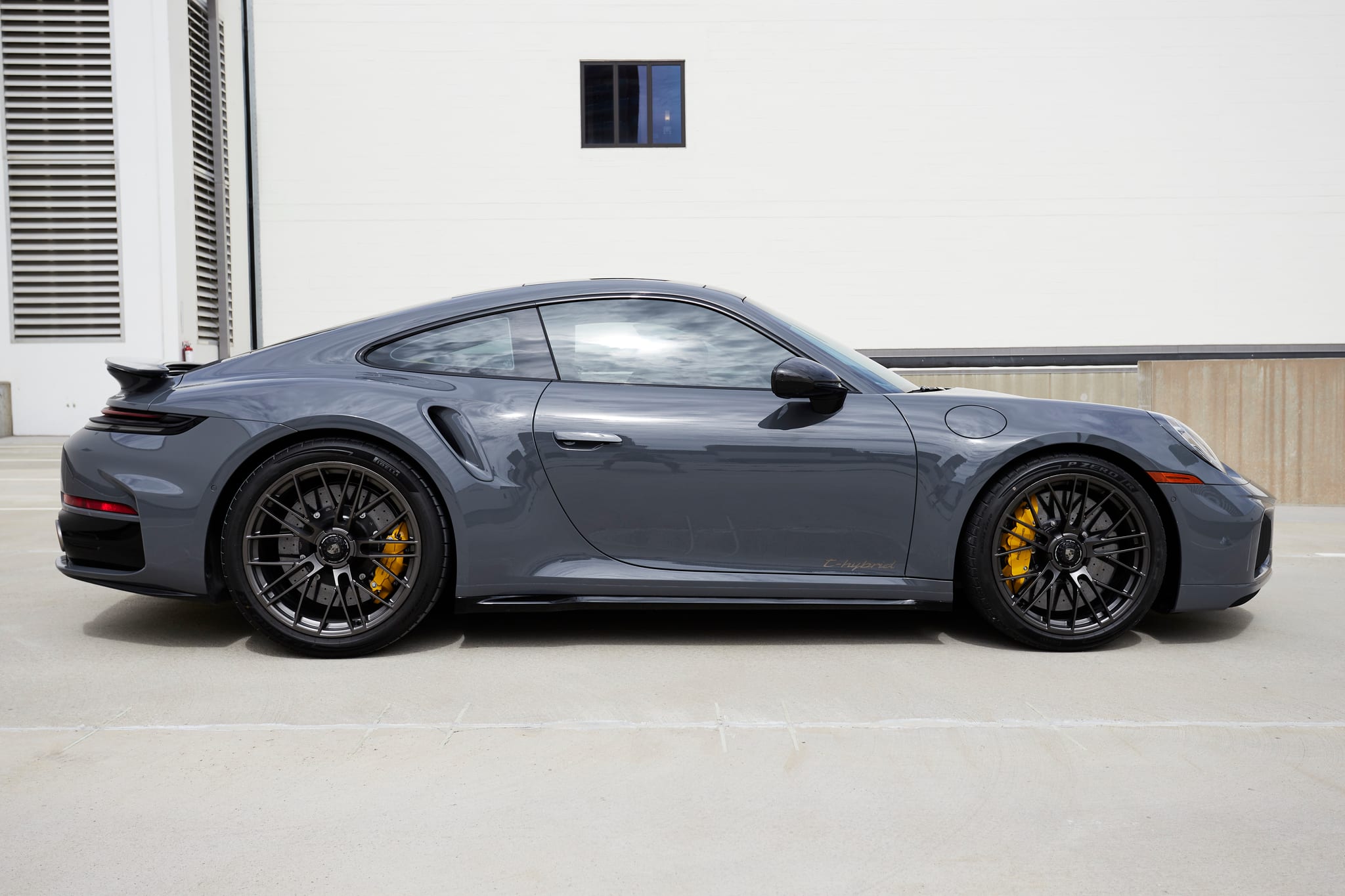 2026 Porsche 911 Turbo S Coupe photo 3