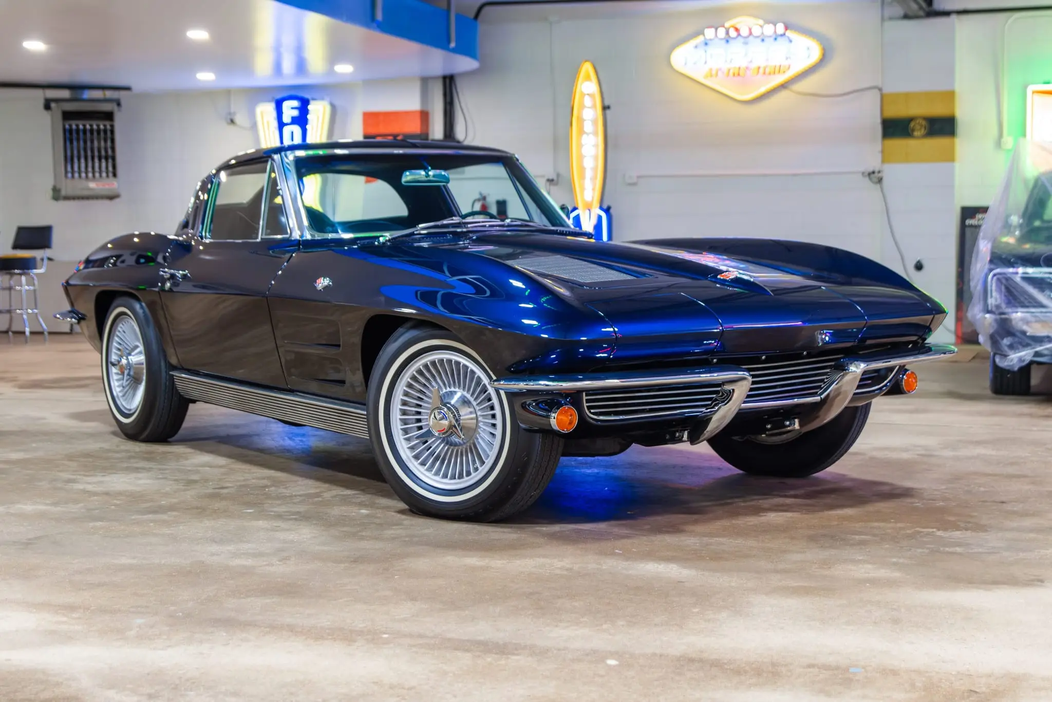 1963 Chevrolet Corvette Split-Window Coupe L76 327/340 4-Speed photo 7