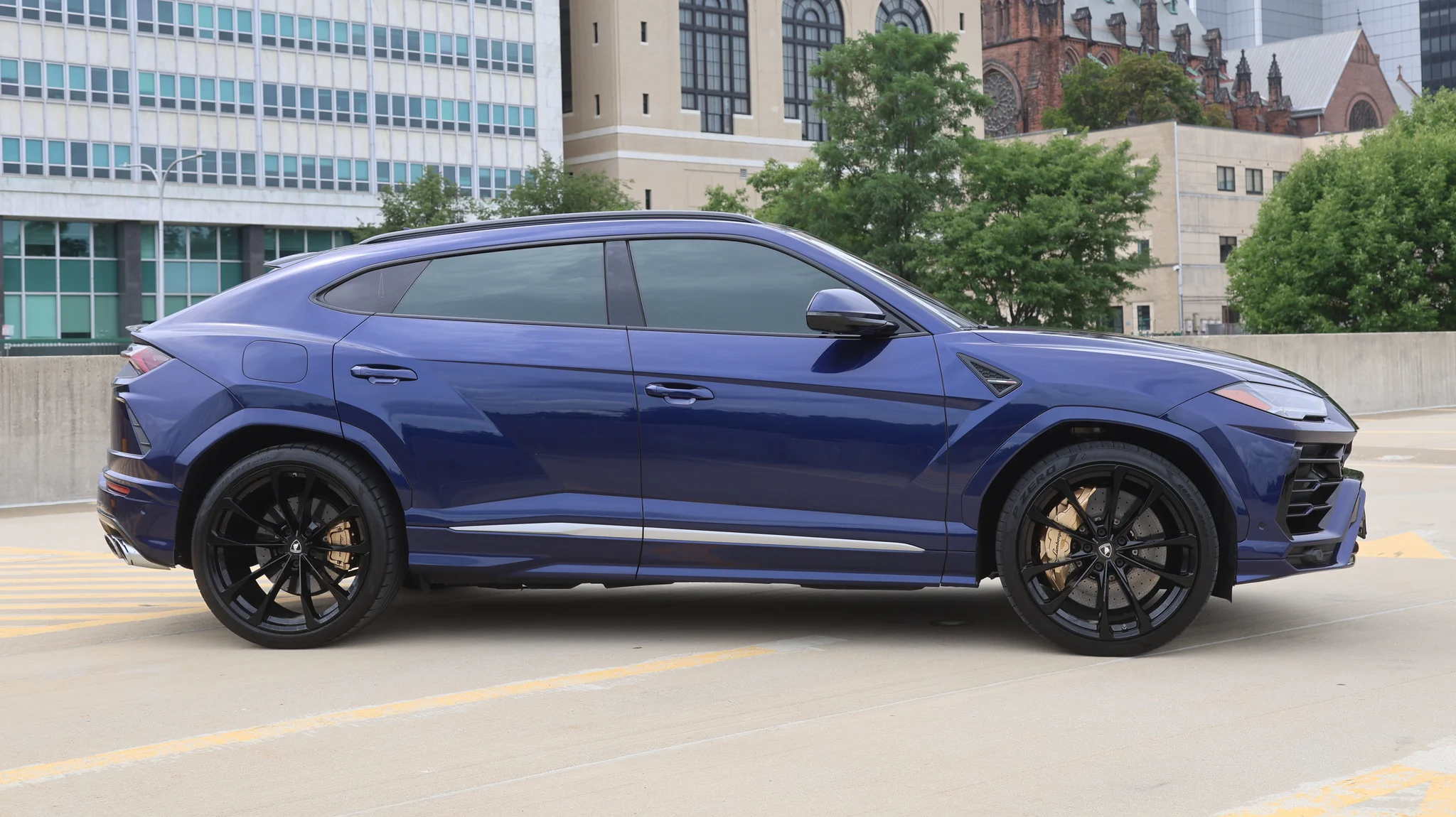 2019 Lamborghini Urus photo 5