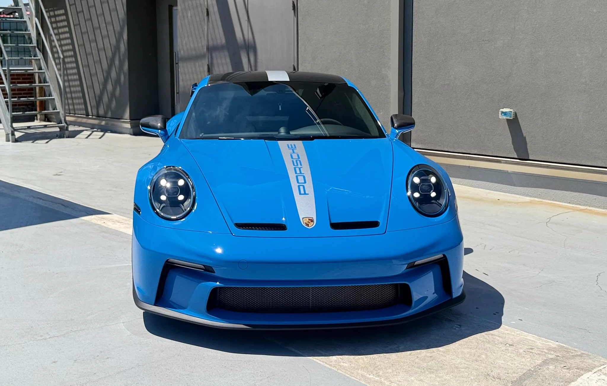 1,700-Mile 2022 Porsche 992 GT3 w/ PCCB photo 6