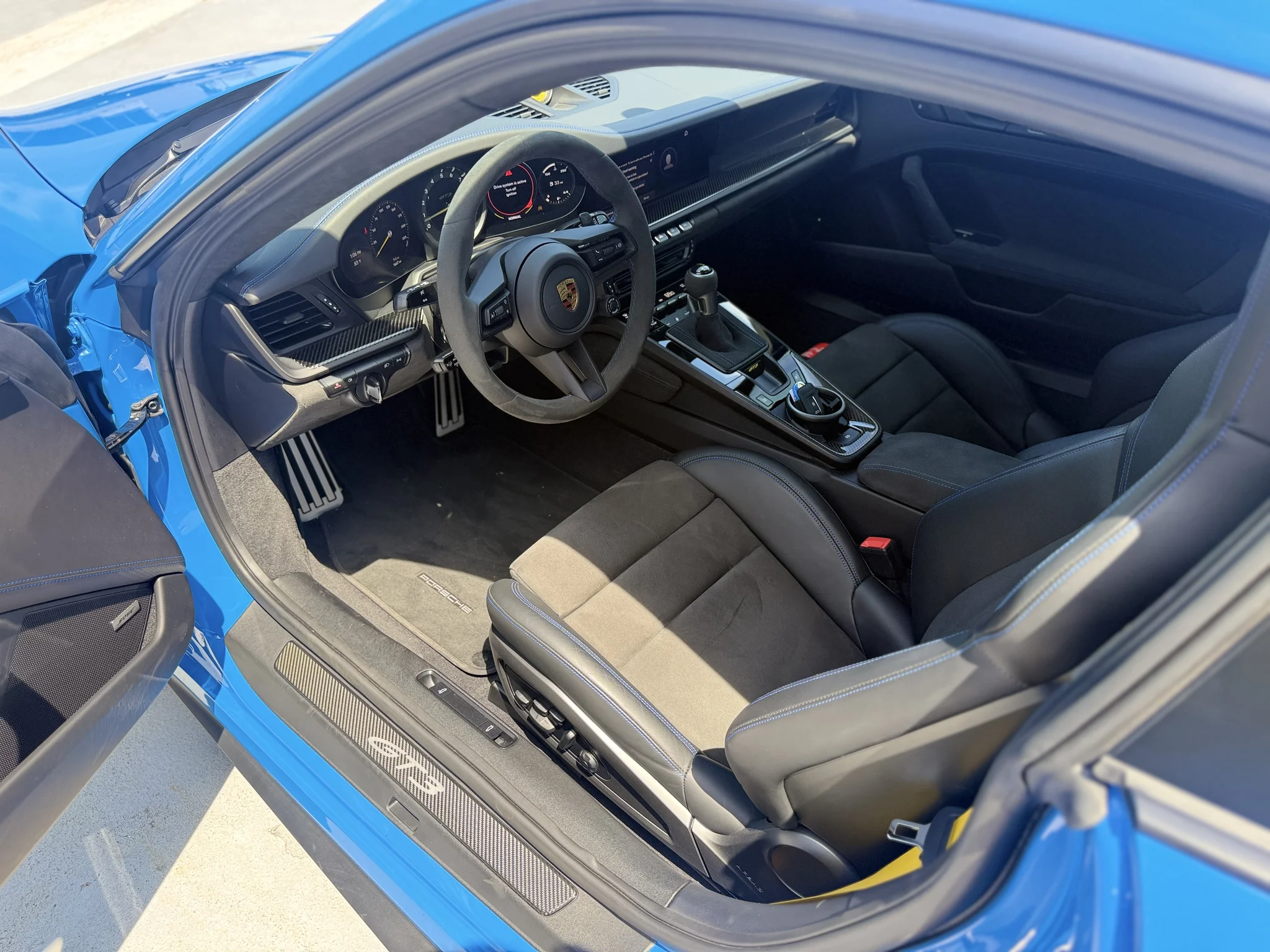 1,700-Mile 2022 Porsche 992 GT3 w/ PCCB photo 3