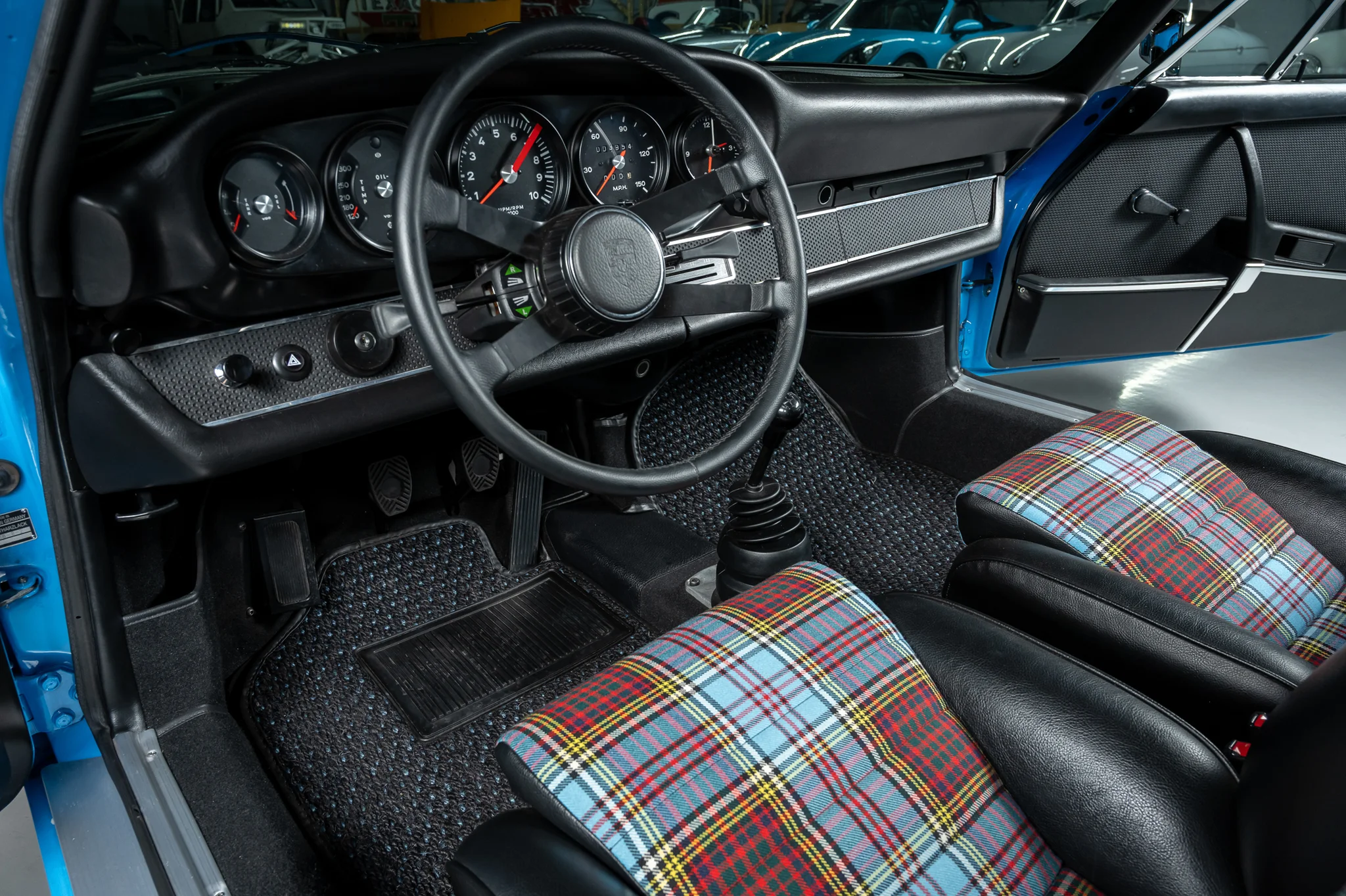 3.2L-Powered 1977 Porsche 911S Coupe 5-Speed photo 3