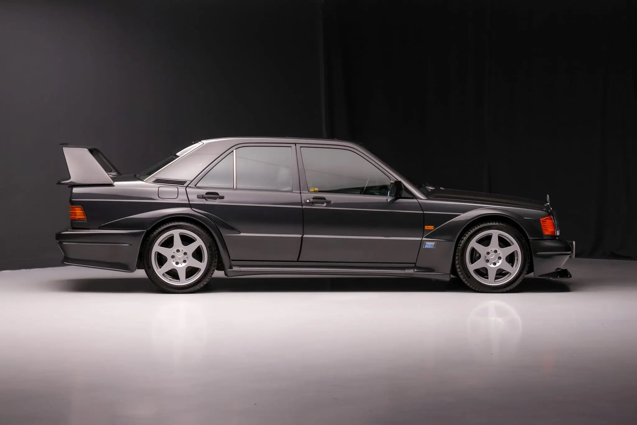 1990 Mercedes-Benz 190E 2.5-16 Evolution II photo 3