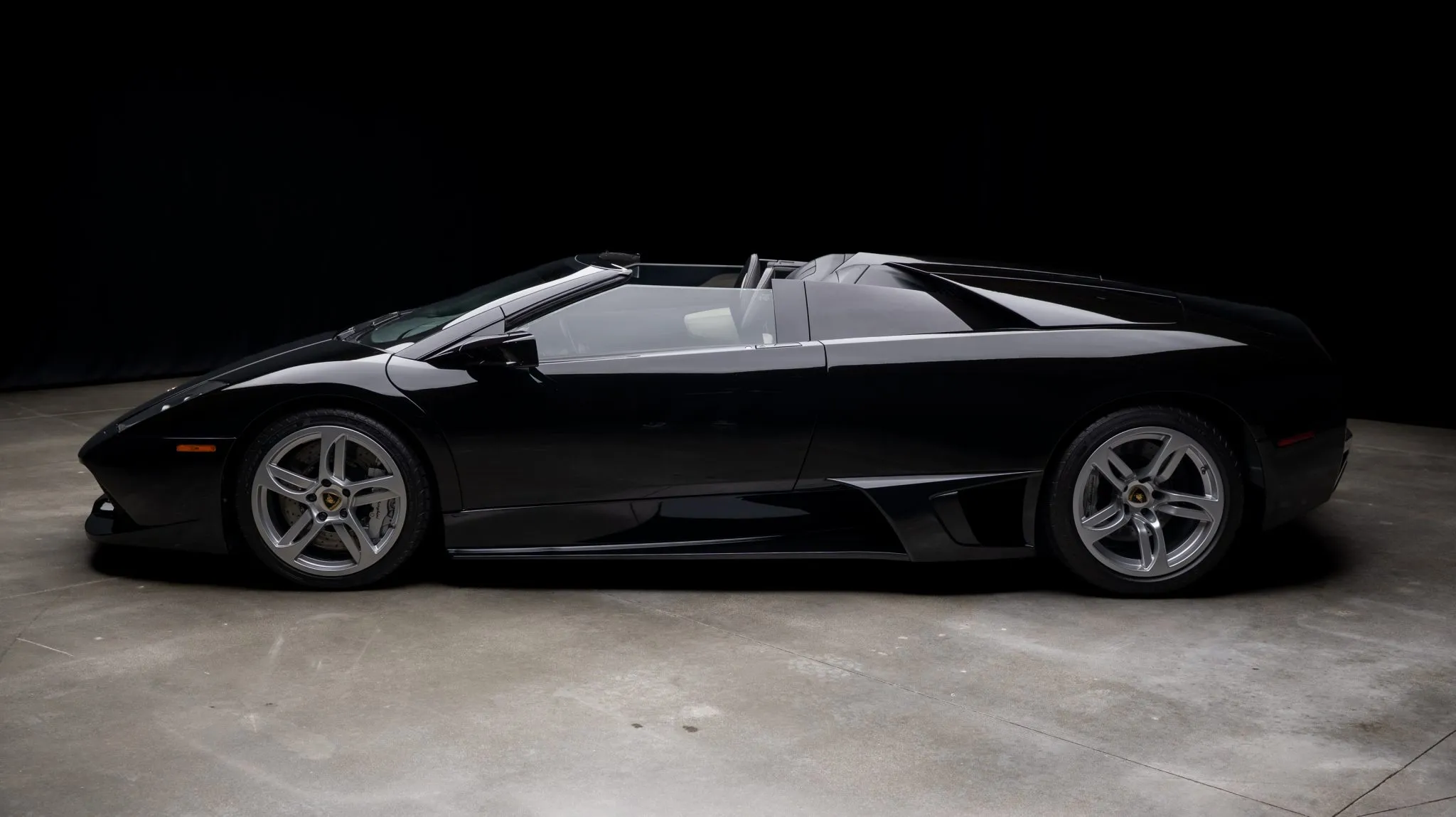 2008 Lamborghini Murcielago LP640 Roadster 6-Speed Conversion photo 3