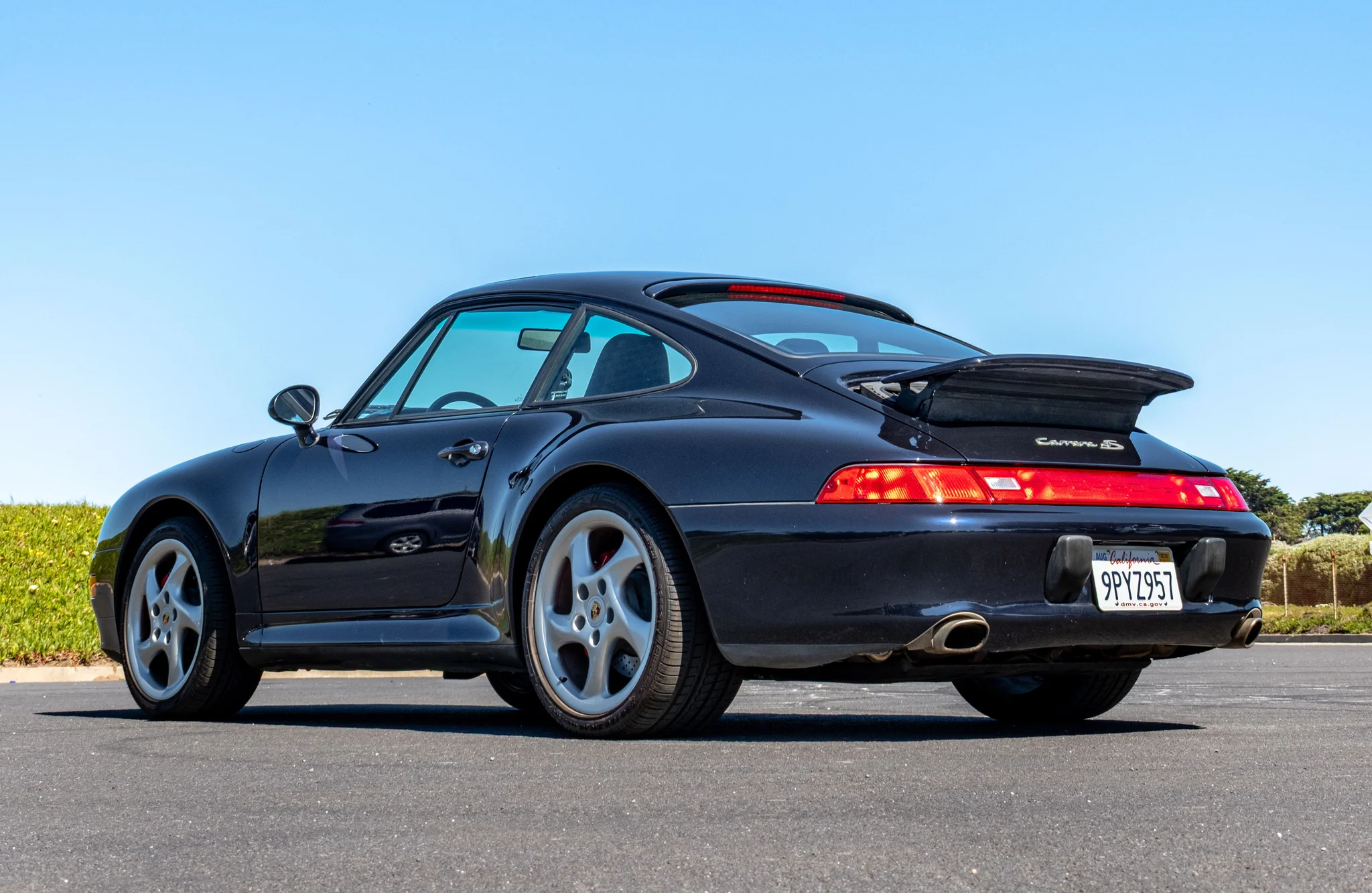 15k-Mile 1996 Porsche 993 Carrera 4S 6-Speed photo 7