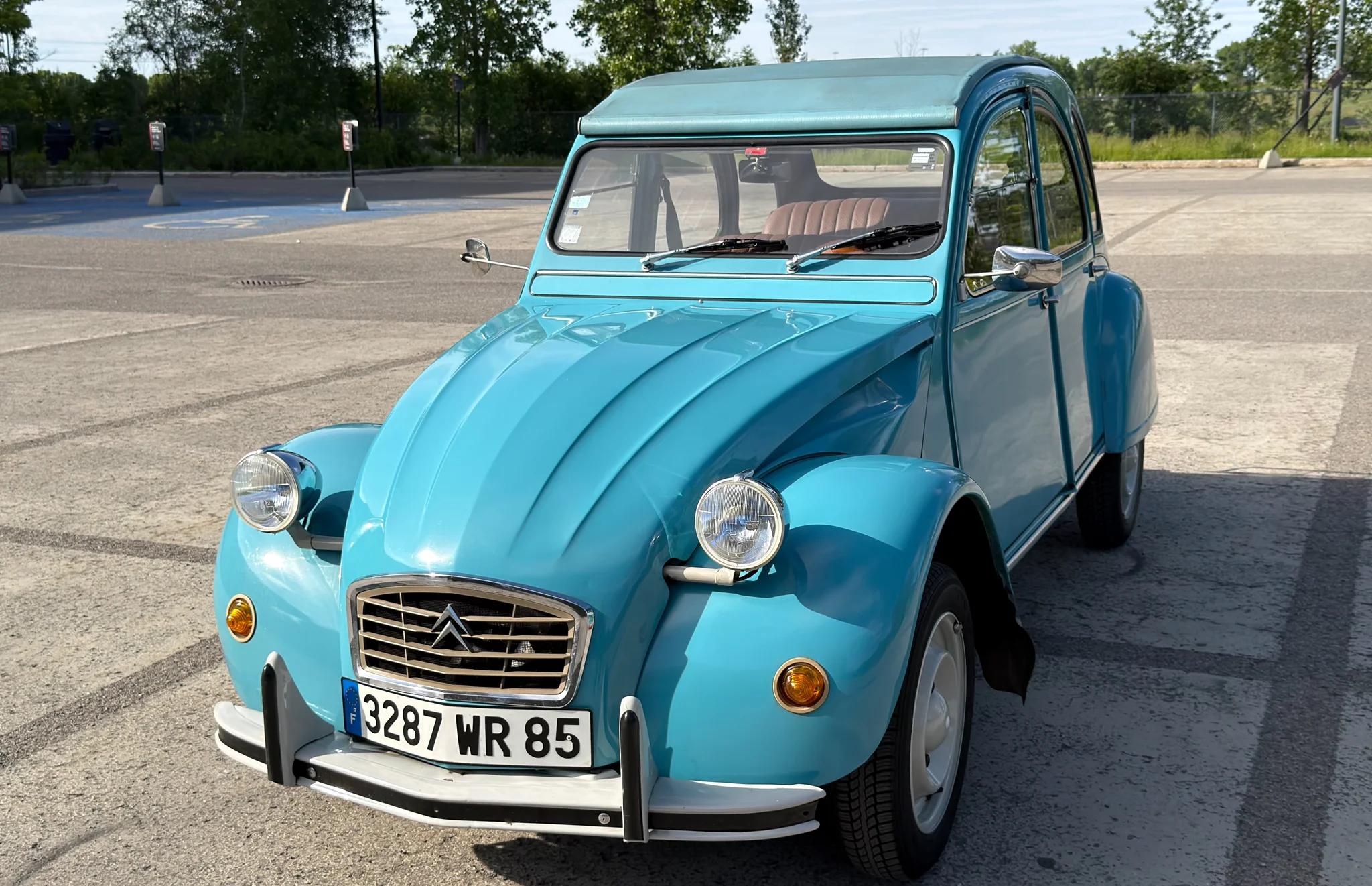 1976 Citroen 2CV6 Special 652cc photo 6