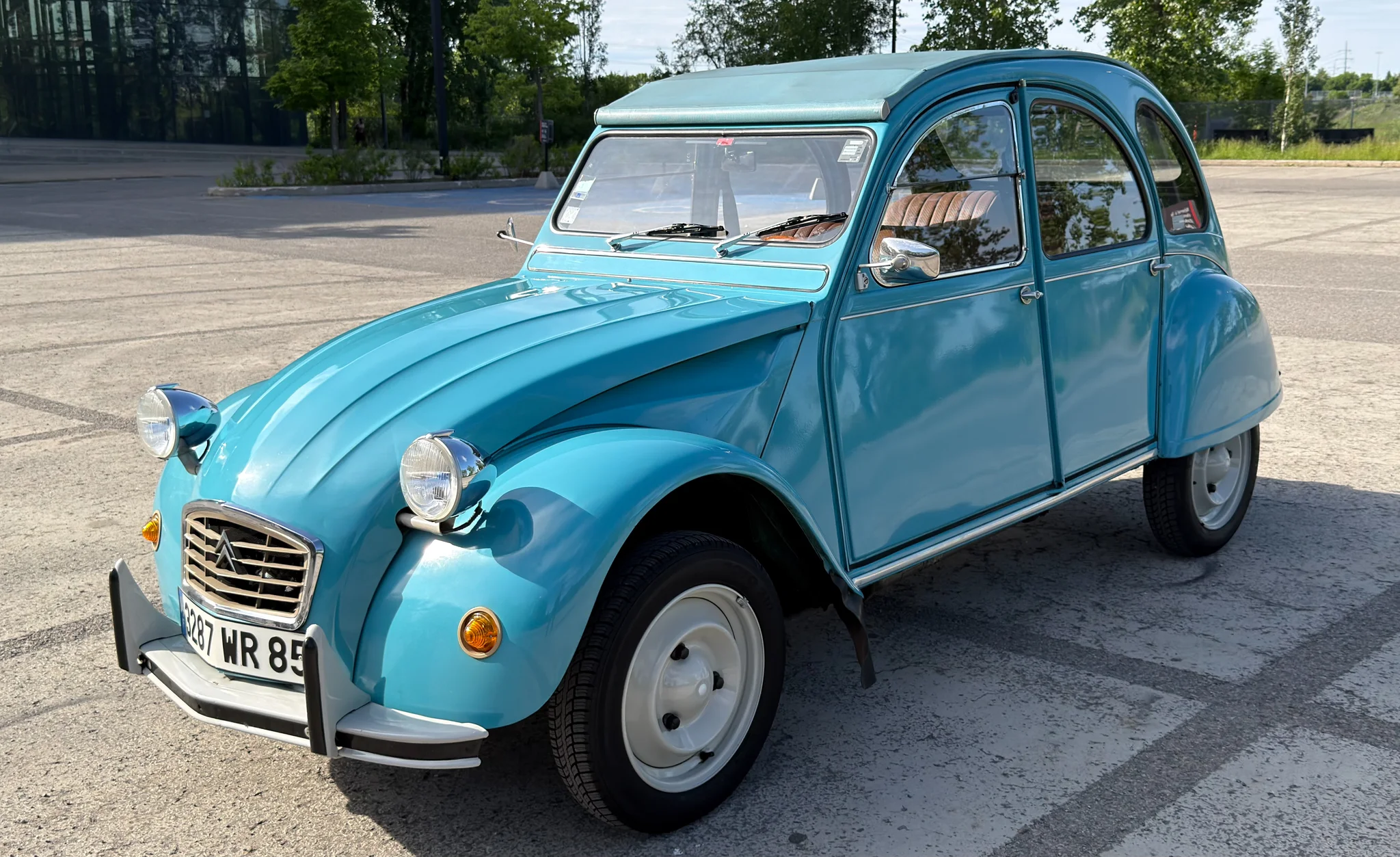 1976 Citroen 2CV6 Special 652cc photo 7